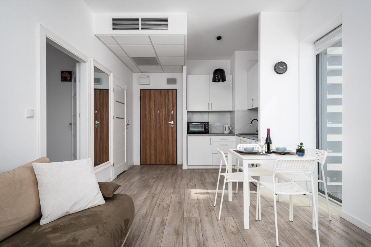 Ferienwohnung Apartament Ks Wola Prymasa 407 Warschau Exterior foto